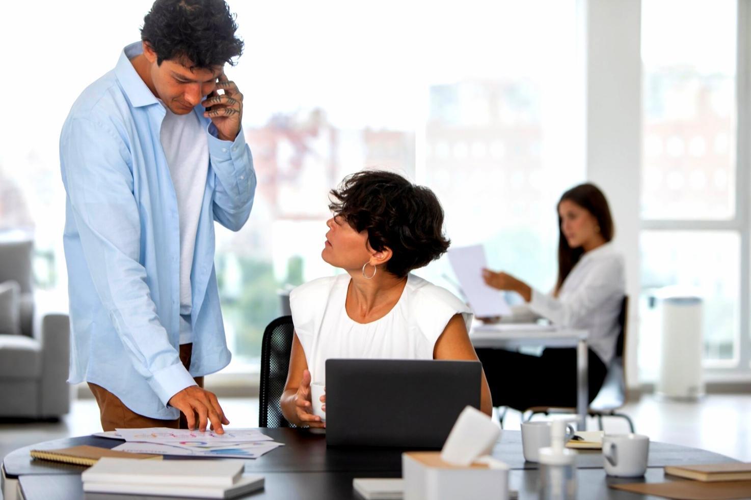 Grafice financiare și analiză de performanță economică